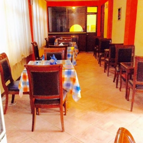 The lions den hotel image 2